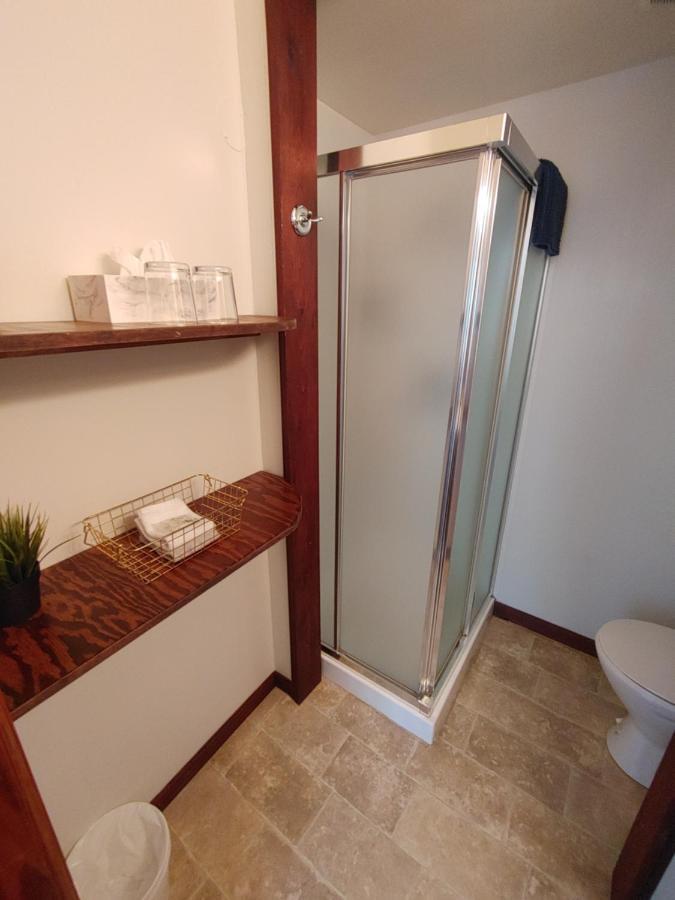 Stonewater Manor B&B Gananoque Luaran gambar
